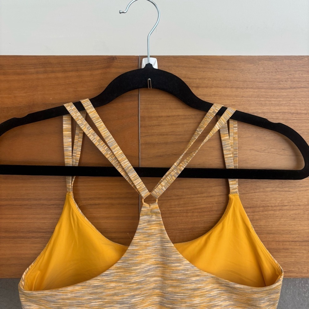 Outdoor Voices FreeForm Crop Top, Size M - Picture 7 of 10